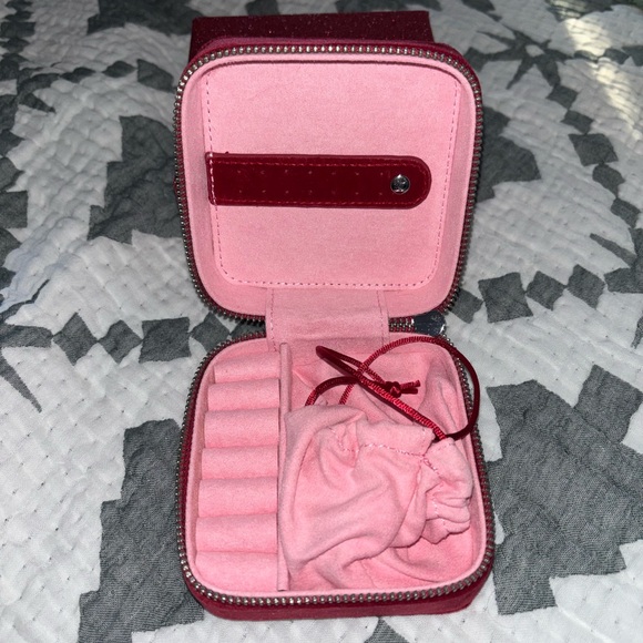 Swarovski Velvet travel jewelry box - Picture 2 of 6
